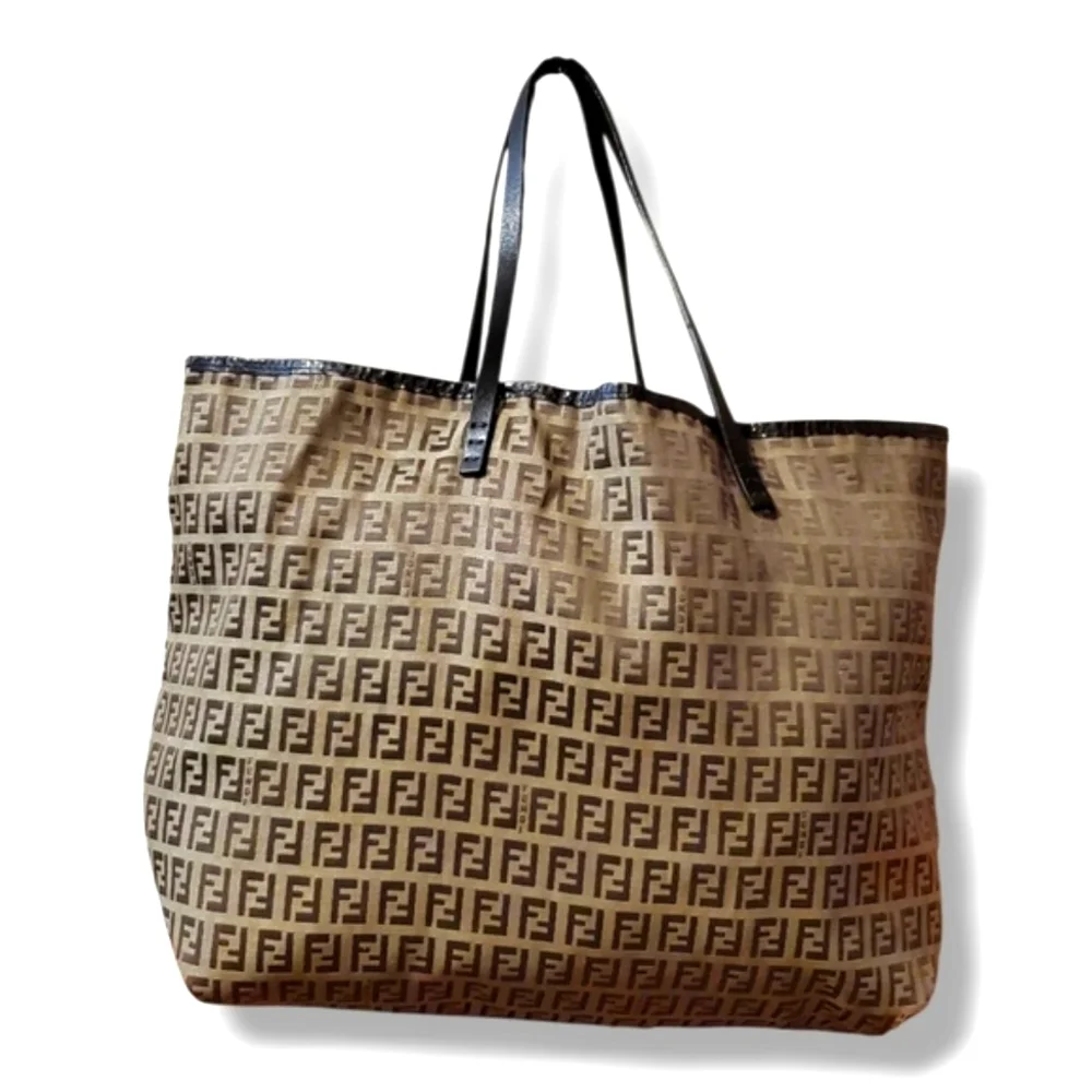 FENDI Zucchino Beige and Brown Logo Tote Bag - Picture 3 of 15